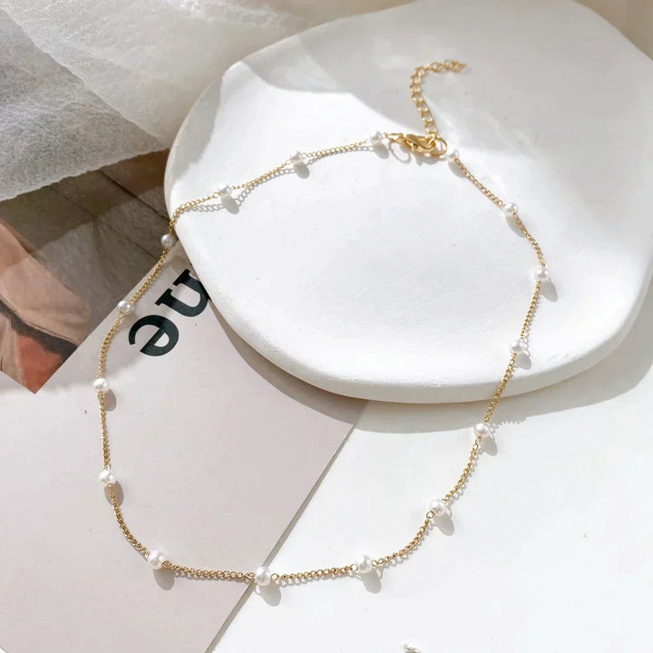 Small Elegant Pearl Necklace