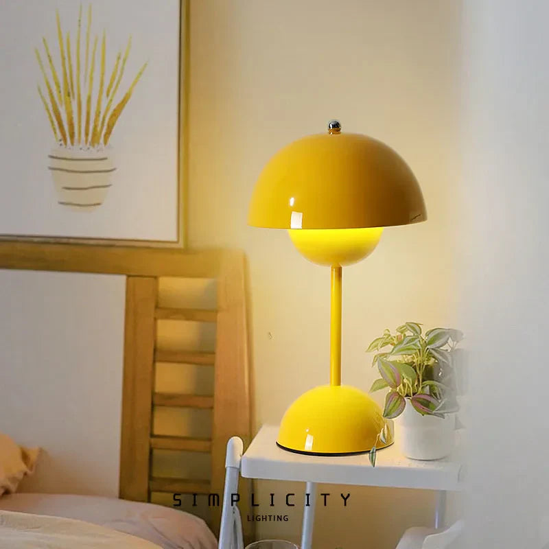 Hudson Glow Lamp